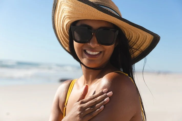 THE ULTIMATE GUIDE TO SUMMER SKIN RECOVERY